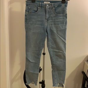 Good American Women’s Cropped Blue Jean